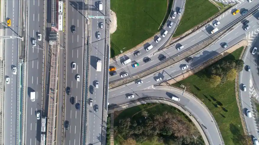 Trafiğe yeni çıkacak sürücüler için faydalı bilgiler